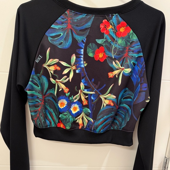 NIKE SPORTSWEAR CREW AOP HYPER - Picture 3 of 3